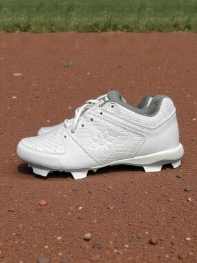 🌻NEW RIP-IT Diamond Softball Cleats White Lightweight Athletic Cleats Women’s 6